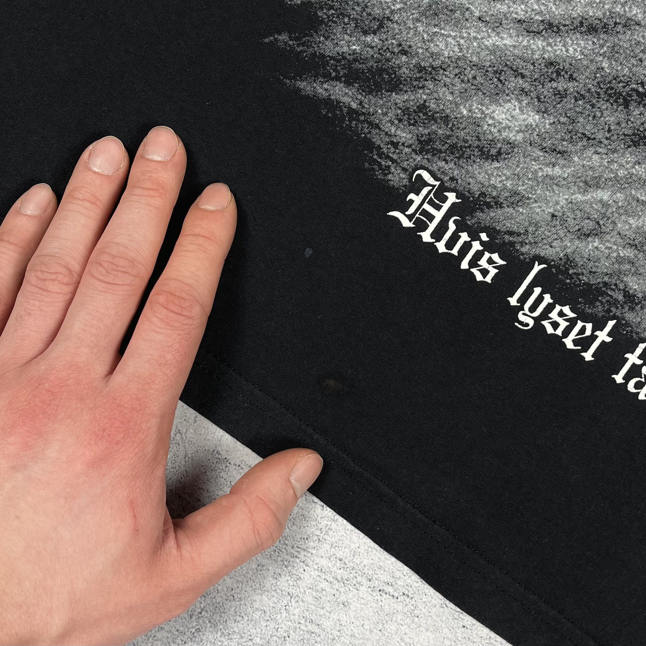 Band Tees Vintage Burzum Hvis Lyset Tar Oss Black Metal T Shirt 00’s Size US M / EU 48-50 / 2 - 12 Thumbnail