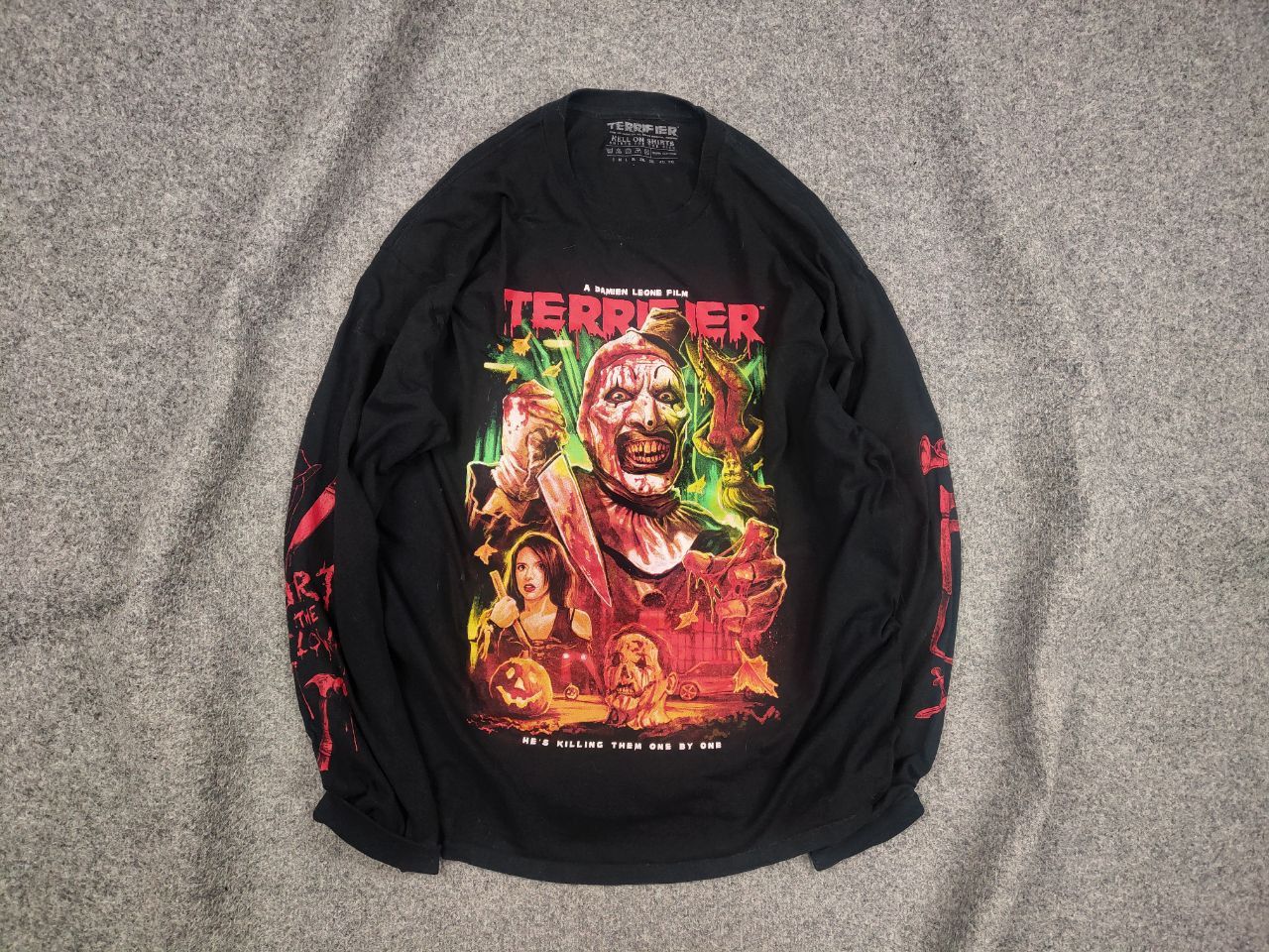 Vintage Terrifier Art The Clown Long sleeve Movie Vintage Style Size US XL / EU 56 / 4 - 1 Thumbnail