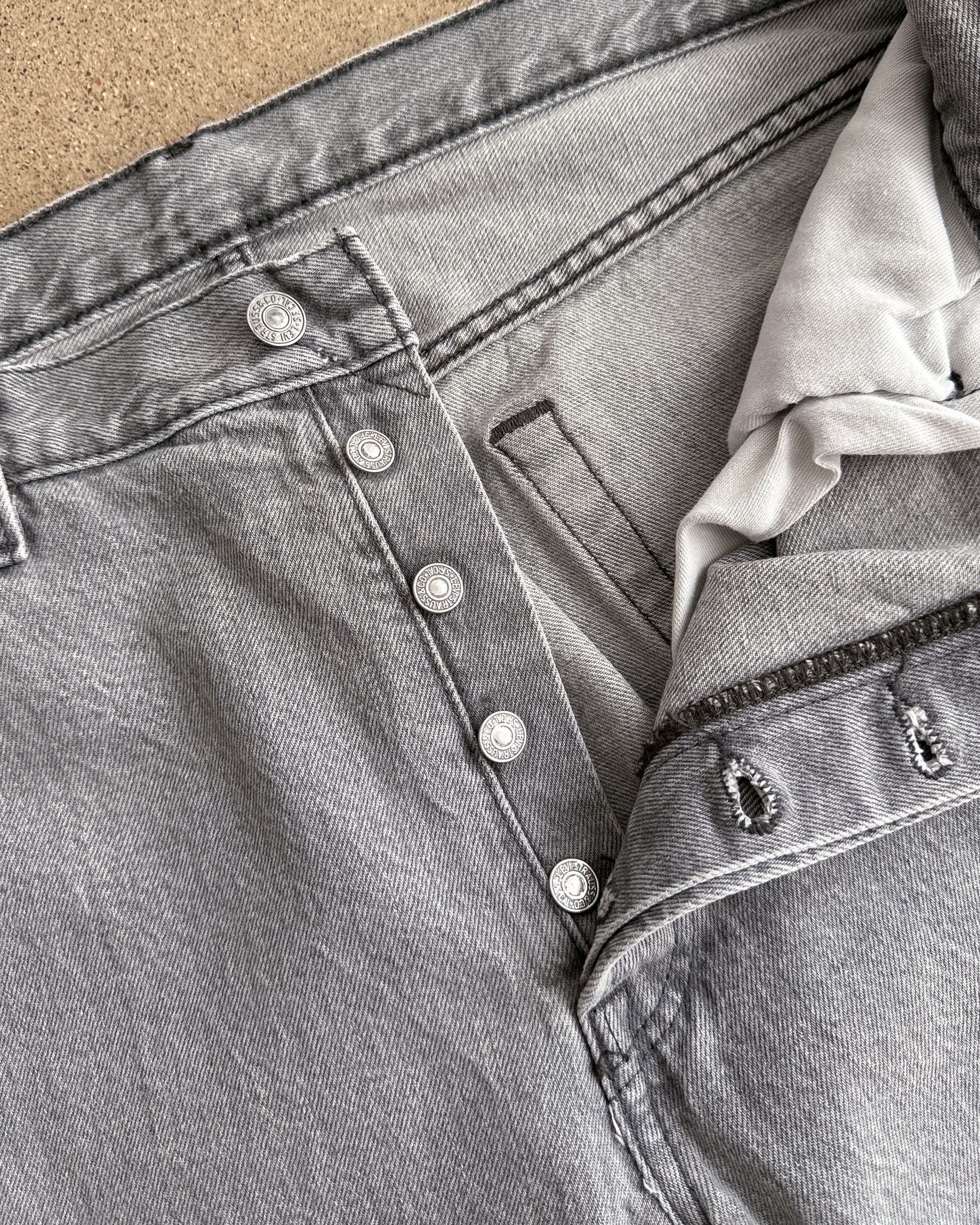 Levi's Vintage 2000s Levi's 501 Jeans Straight Leg Button Fly 36 Size US 36 / EU 52 - 4 Thumbnail