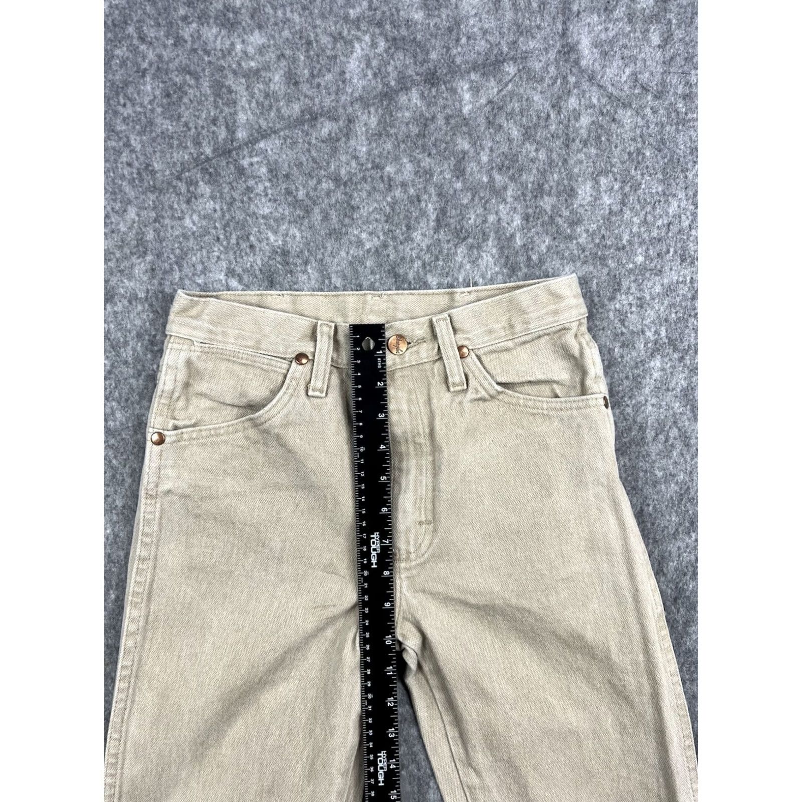 Wrangler Wrangler Cowboy Cut Jeans Straight Leg 27x32 Men Tan Denim 5-Pocket Zip Regular Inseam 32 Beige Cowboy Theme CN Mexico Brand Wrangler 936 Size US 27 - 6 Thumbnail