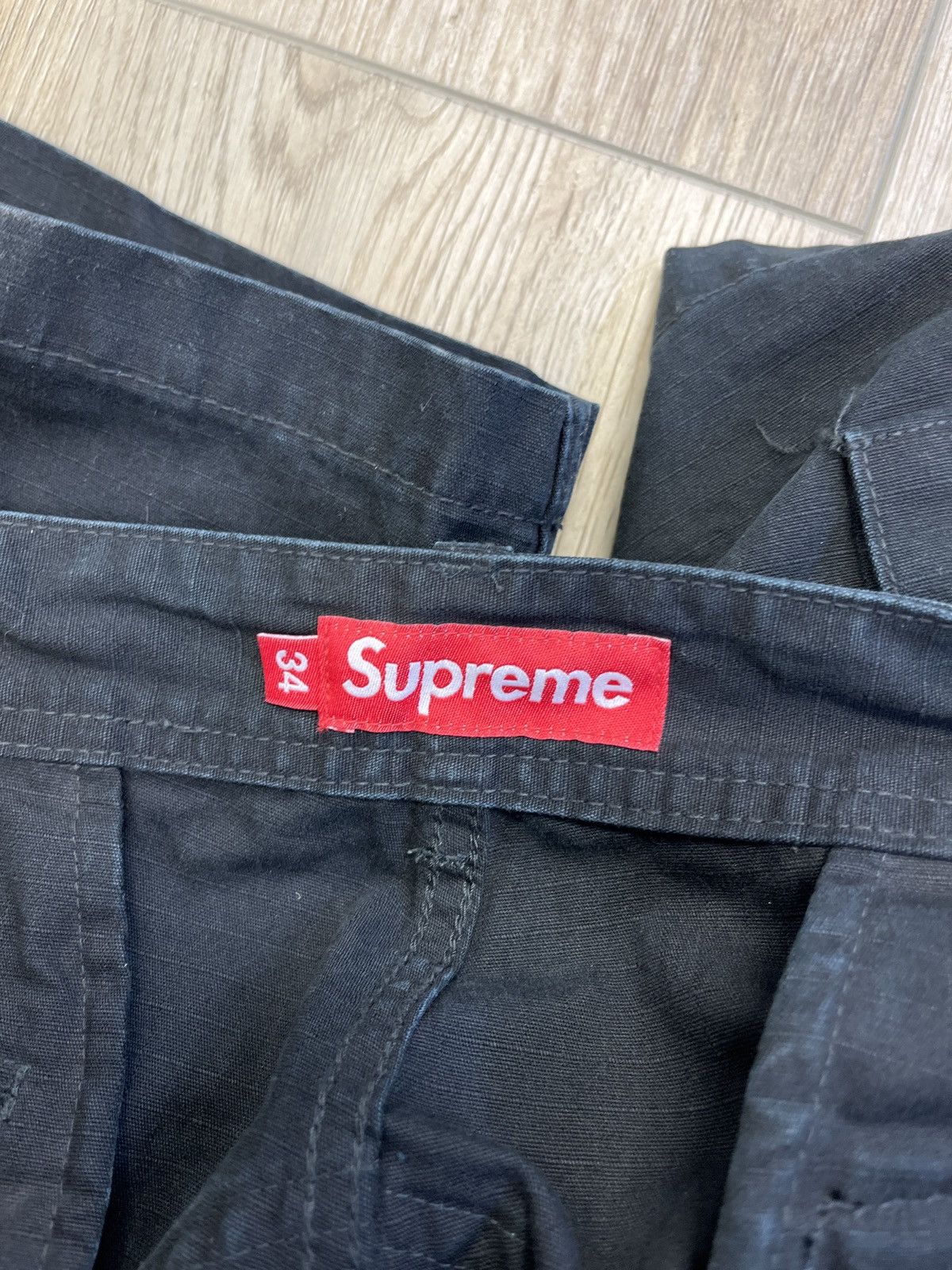 Supreme Supreme Black Cargo Shorts 34 Size US 34 / EU 50 - 2 Thumbnail