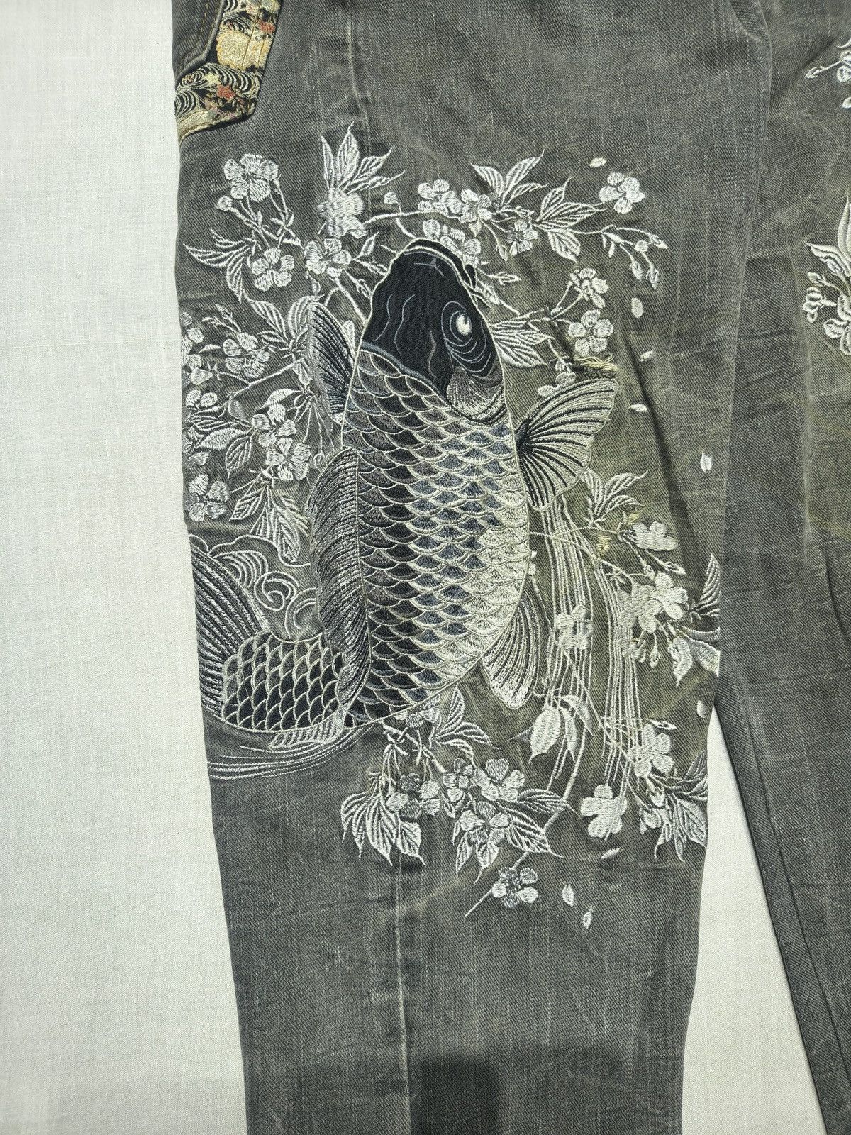 Japanese Brand CRAZY EMBROIDERY ALL OVER LUCKY KOI FISH JEANS 🐟🇯🇵(015) Size US 36 / EU 52 - 5 Thumbnail