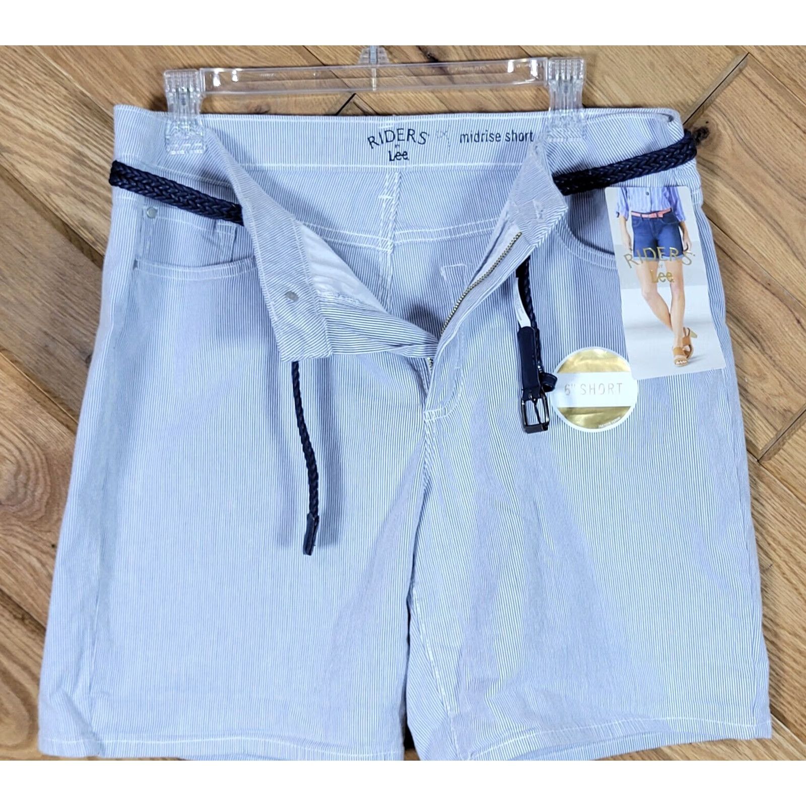 Lee Lee Riders Shorts Womens Size 14 Medium Navy White Stripe Flat Front Casual Belt Size 36" / US 14 / IT 50 - 4 Thumbnail
