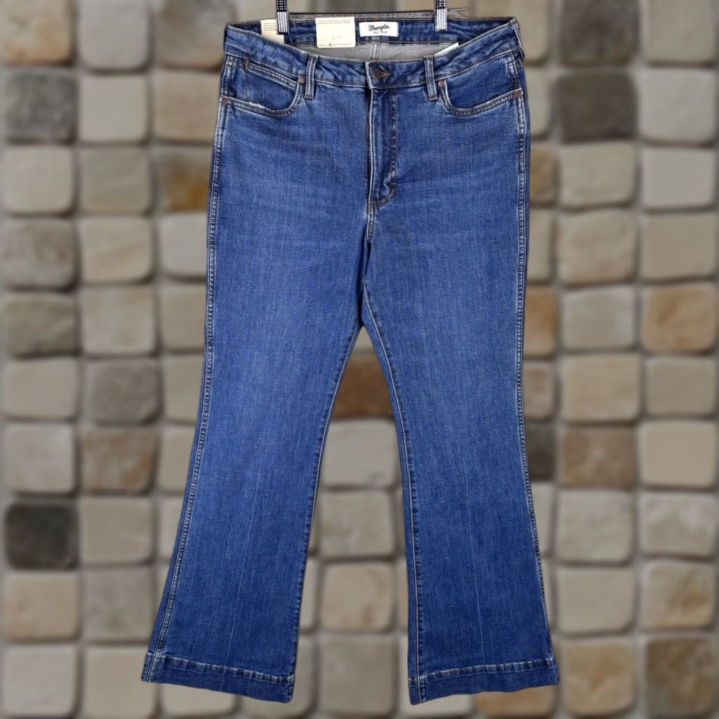 Wrangler VINTAGE Wrangler Retro High Rise Bailey Trouser Jeans Women’s 32x34 Bootcut Slim? (Note: This is unclear) Size 24" / US 00 / IT 34 - 1 Thumbnail