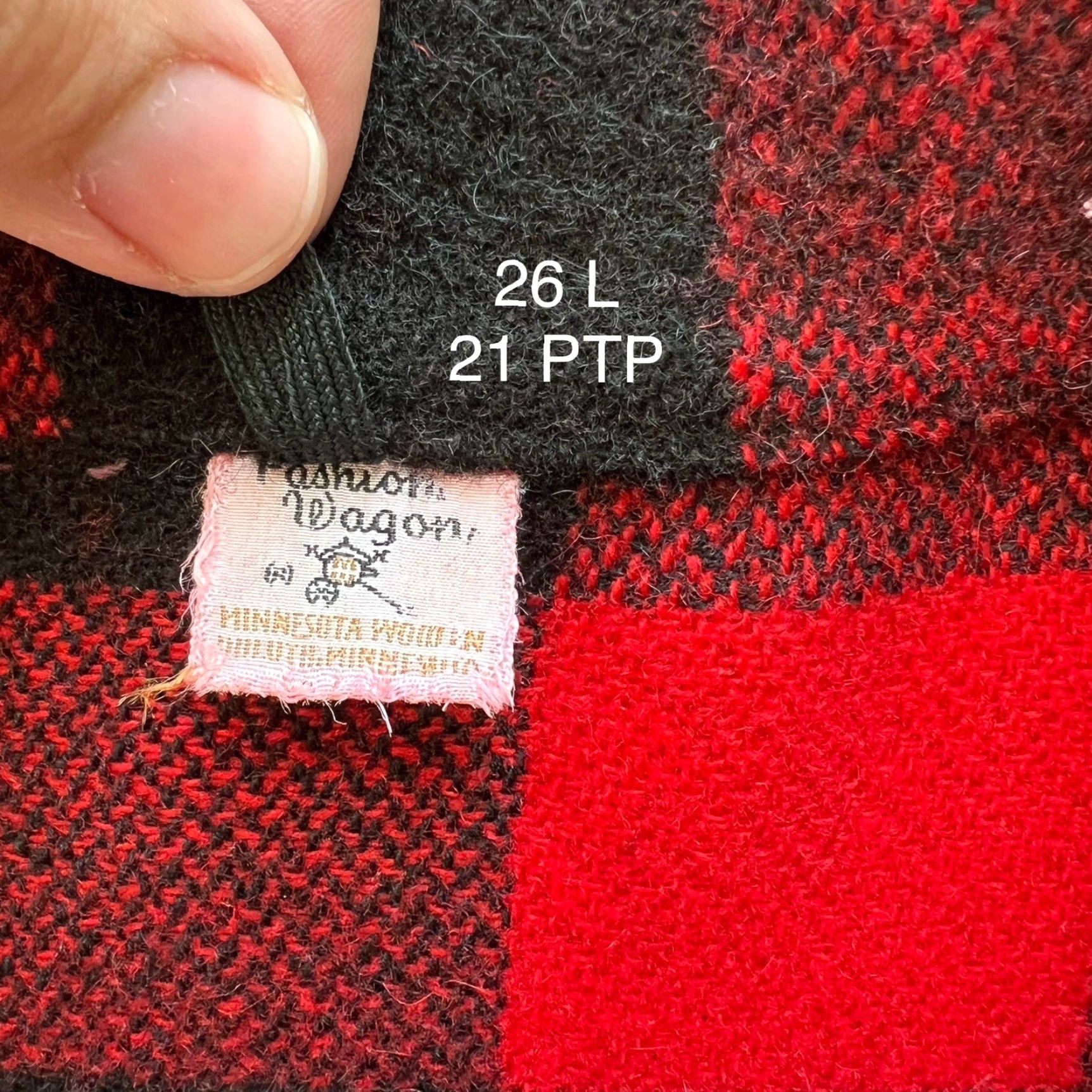 Vintage VINTAGE Fashion Wagon Heavy Wool Flannel Red Buffalo Plaid 70s Workwear Shirt M Mens Western Cowboy Button-Up Size US M / EU 48-50 / 2 - 6 Thumbnail