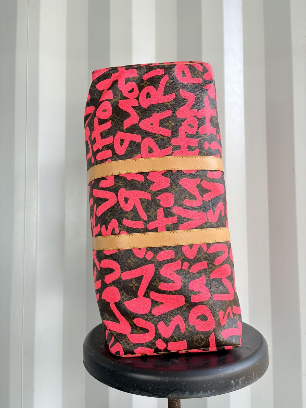 Louis Vuitton Keepall 50 Monogram Graffiti Bag Fuschia Size ONE SIZE - 11 Thumbnail