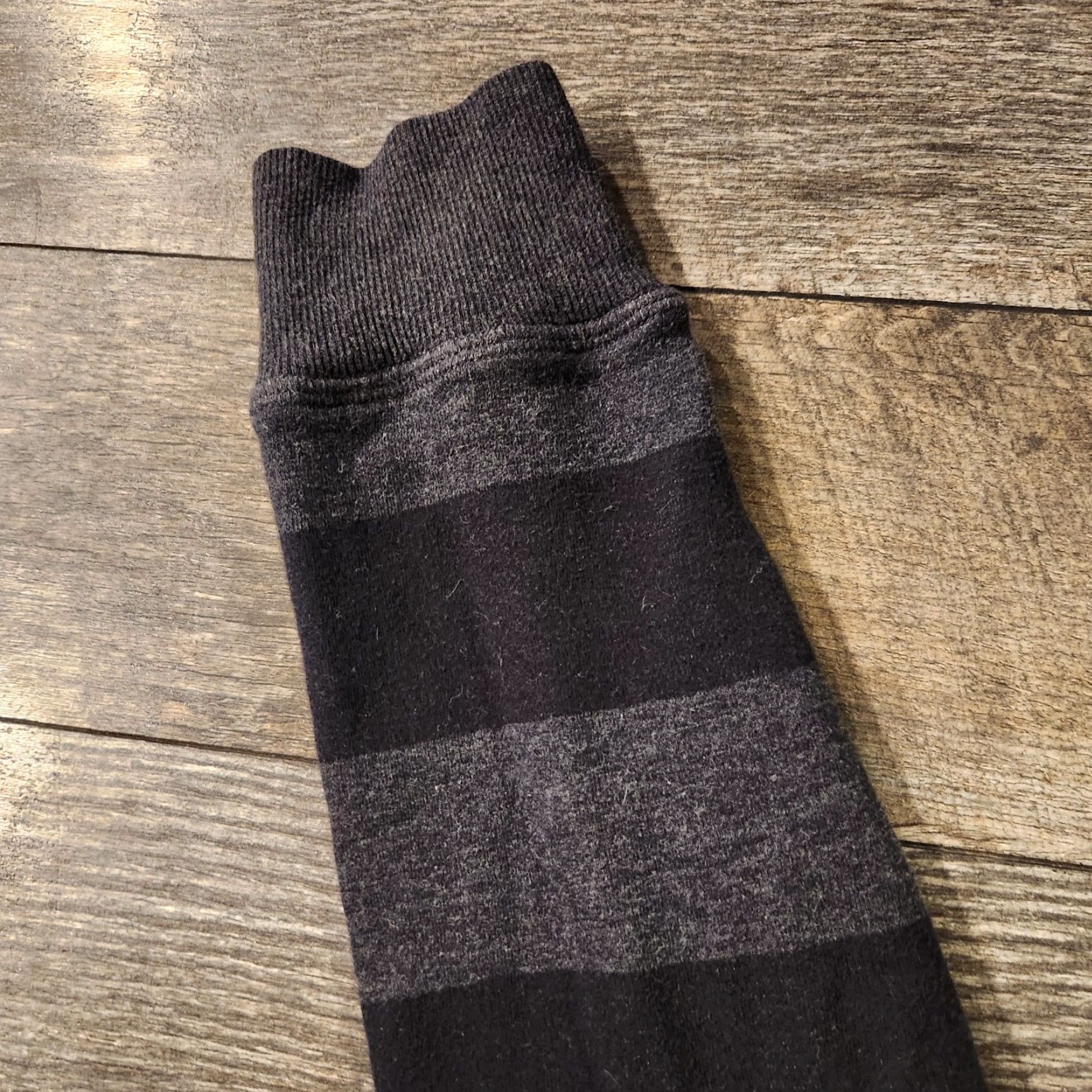 Vuori Vuori Hoodie Mens M Clark Gray Striped Lightweight Pullover Long Sleeve Pullover Gray Striped Lightweight Clark Hoodie Mens M Size US M / EU 48-50 / 2 - 4 Thumbnail