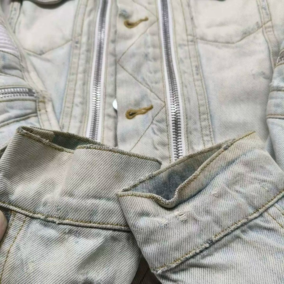 Amiri Amiri Light blue washed denim jacket coat 2501-Nextarrow Size US S / EU 44-46 / 1 - 13 Thumbnail
