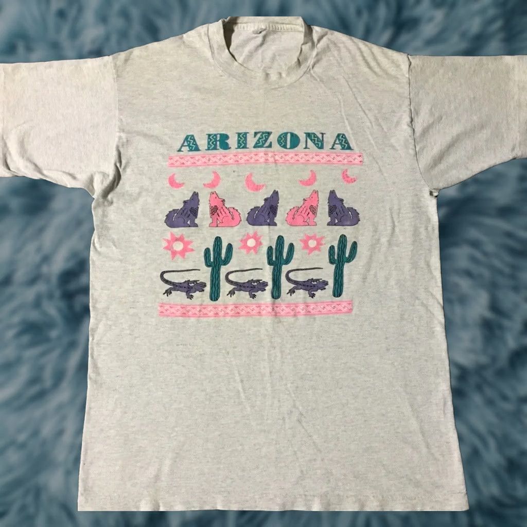 Vintage VINTAGE Arizona Faded Distress Coyote Shirt L Grunge 90s Biker Art Animal USA Sun Men T-Shirt Gray Short Sleeve Single Stitch Made in USA Size US L / EU 52-54 / 3 - 1 Thumbnail