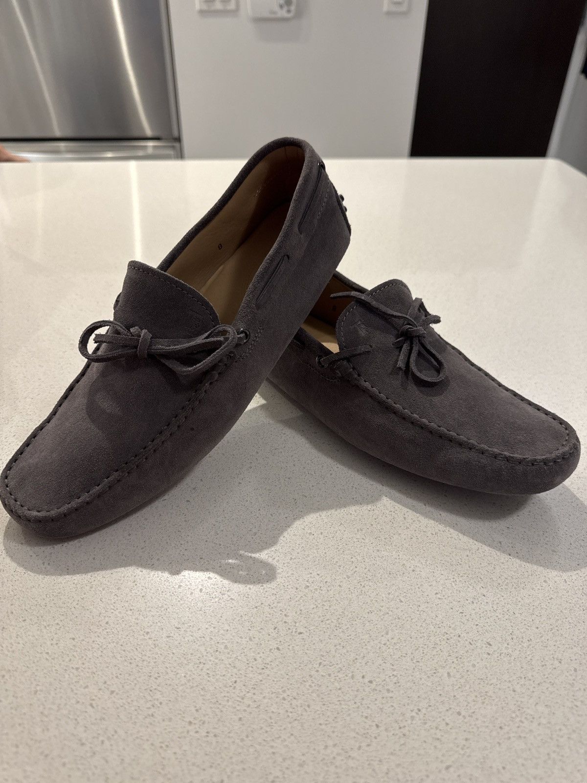 Tod's Tod’s gommino loafers size 8 Size US 8 / EU 41 - 2 Thumbnail
