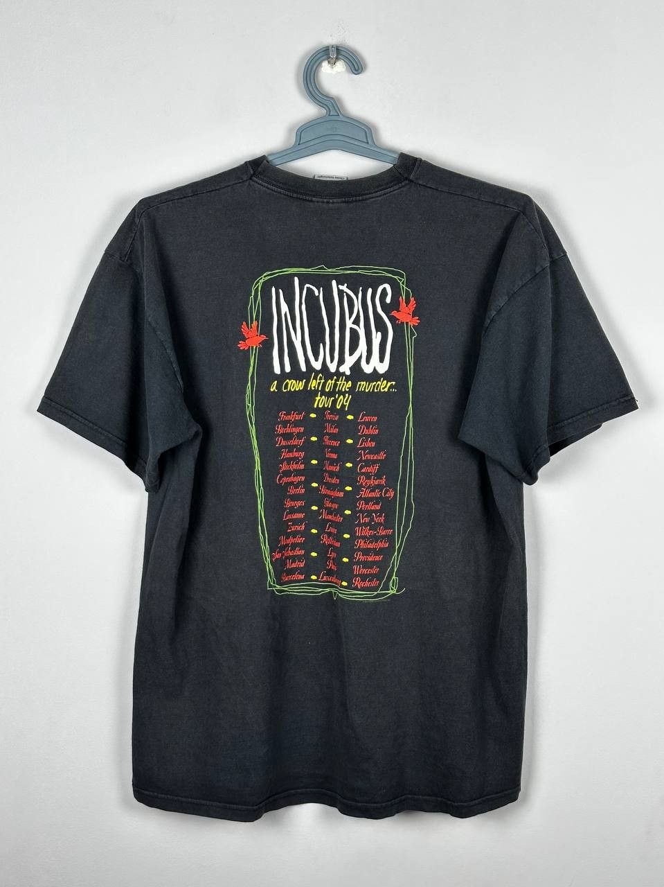 Band Tees Vintage 2004 Incubus A Crow Left Of The Murder tour t shirt Size US XL / EU 56 / 4 - 7 Thumbnail