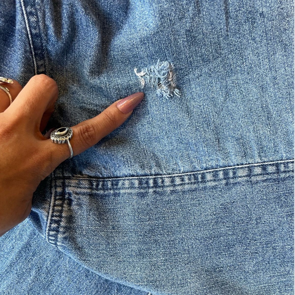 Vintage × Warner Bros 1999 Taz Embroidered Button Down Size US L / EU 52-54 / 3 - 5 Thumbnail