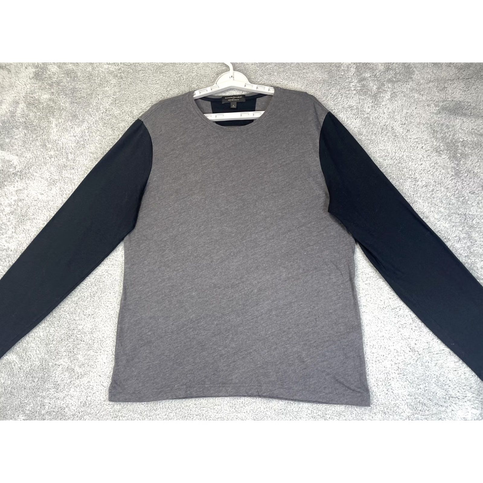 Banana Republic VINTAGE Banana Republic Shirt Mens Large Gray Long Sleeve Moisture Wicking Crewneck Size US L / EU 52-54 / 3 - 4 Thumbnail