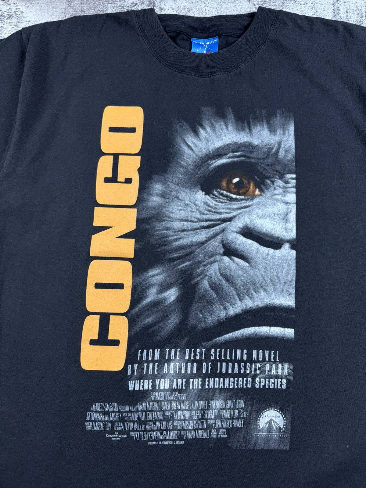 Vintage 90S Congo Film Monkey Authentic Merch 90S 1995 T Shirt Tee Size US XL / EU 56 / 4 - 8 Thumbnail
