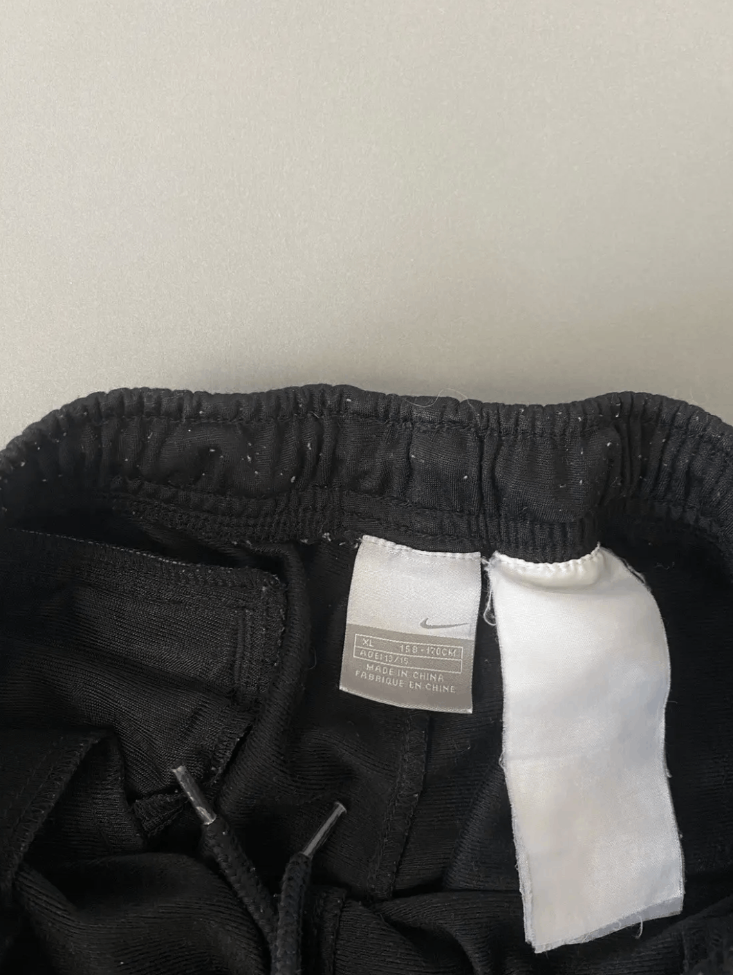 Nike Nike vintage black track pants small swoosh 2000s Size US 30 / EU 46 - 2 Thumbnail