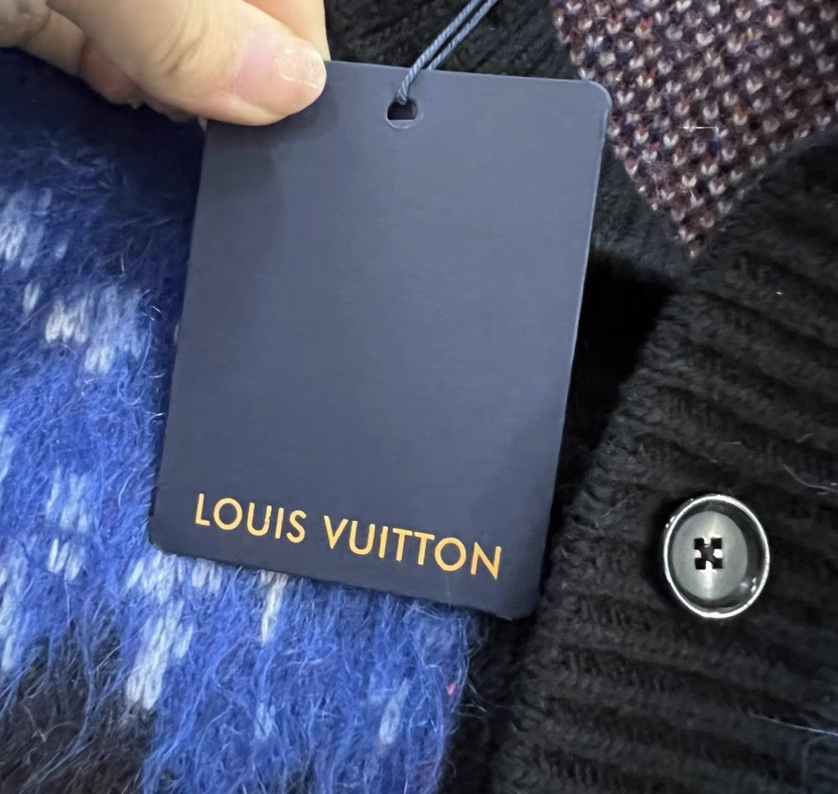 Louis Vuitton Louis Vuitton Multicolor Jacquard Cashmere Cardigan J41 Size XL / US 12-14 / IT 48-50 - 4 Thumbnail