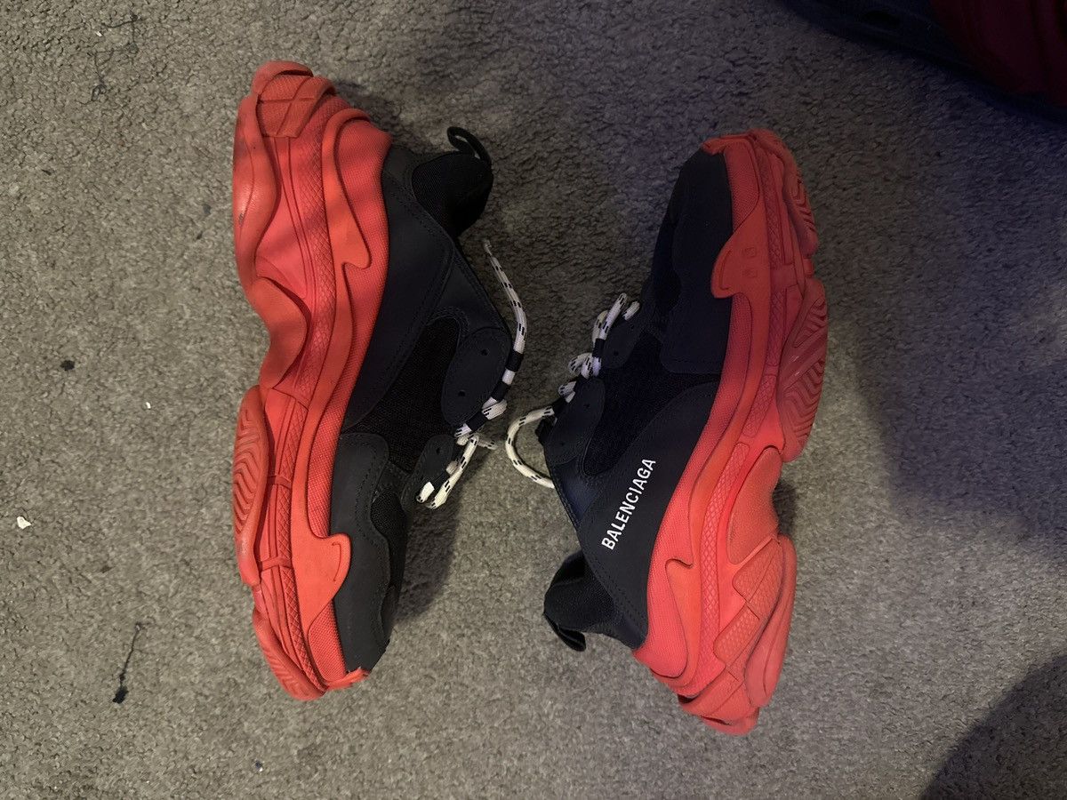Balenciaga Balenciaga triple S Size US 9 / EU 42 - 1 Thumbnail