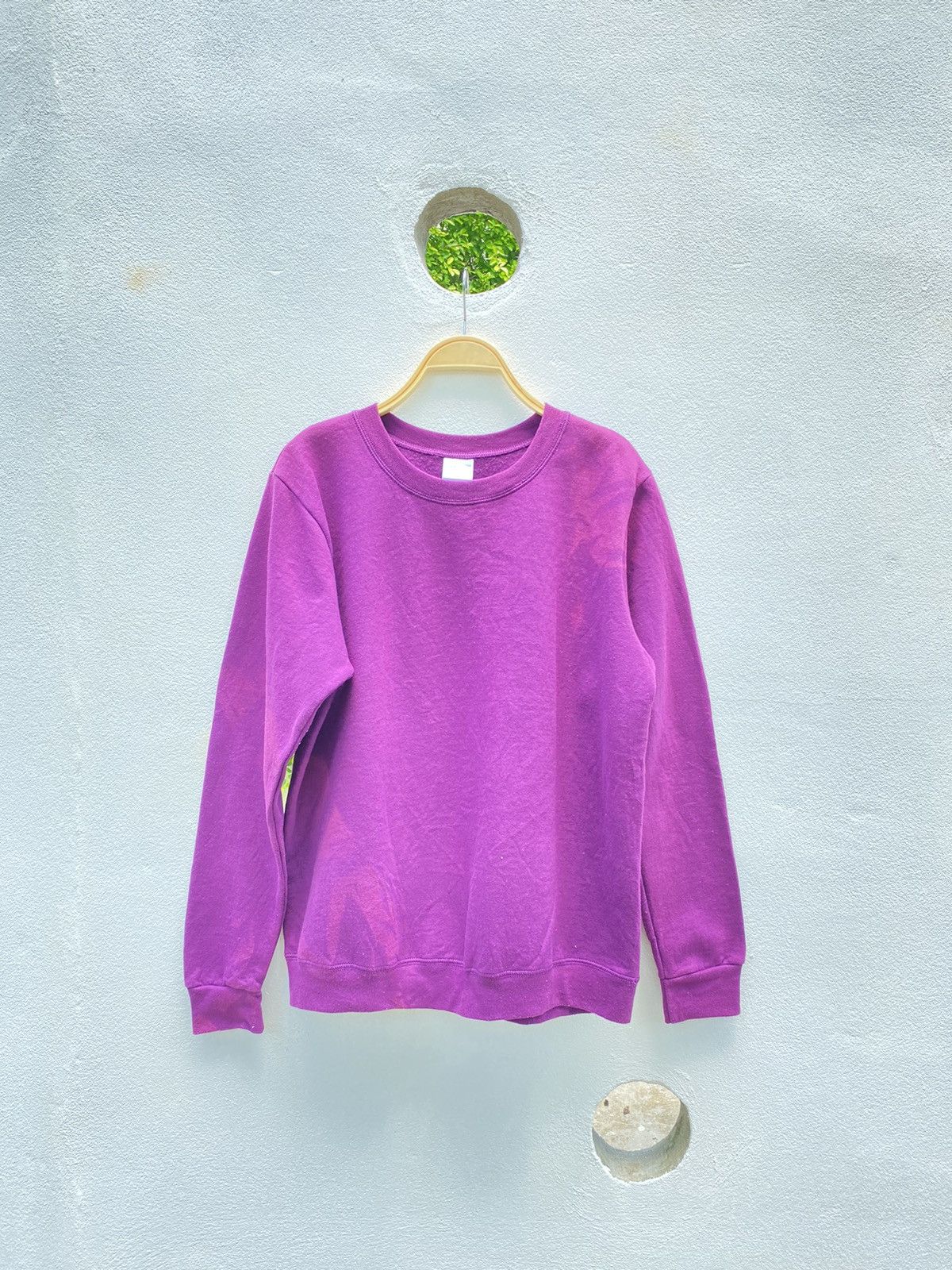 Gildan Gildan vintage purple sweater Size M / US 6-8 / IT 42-44 - 1 Thumbnail