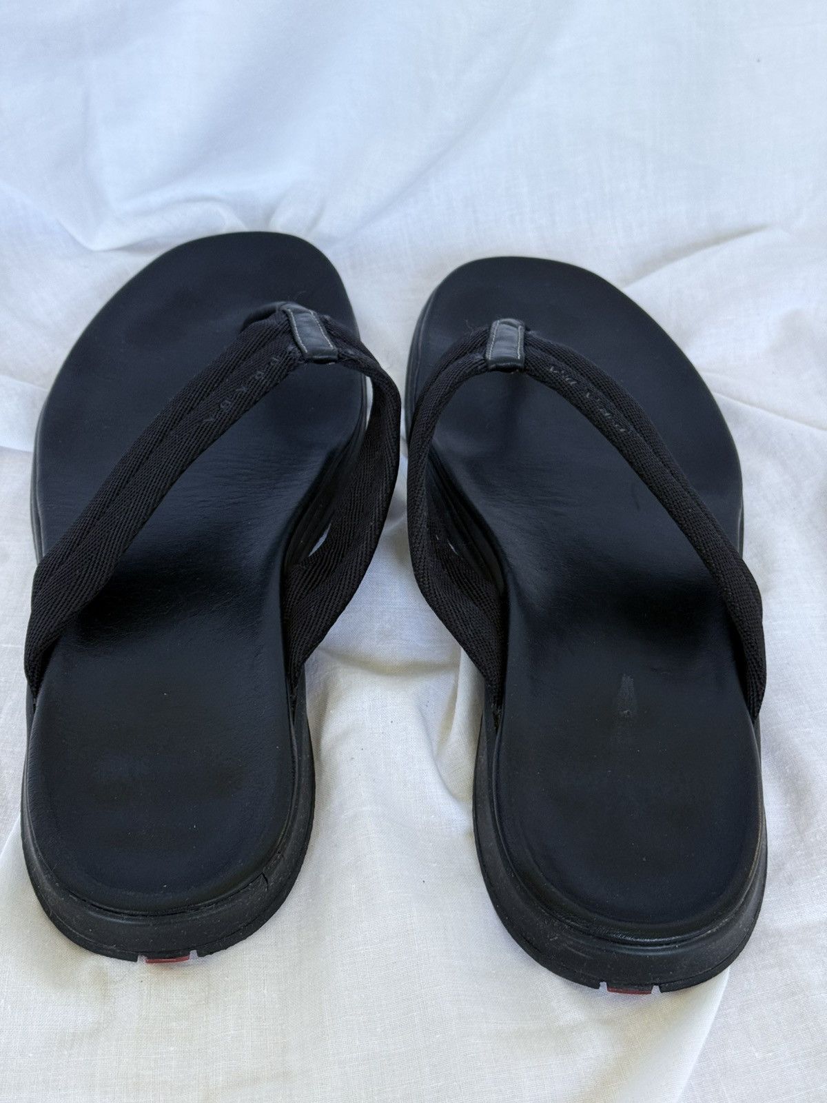 Prada Prada Black Flip Flops Thongs Sandals Size US 8.5 / IT 38.5 - 7 Thumbnail