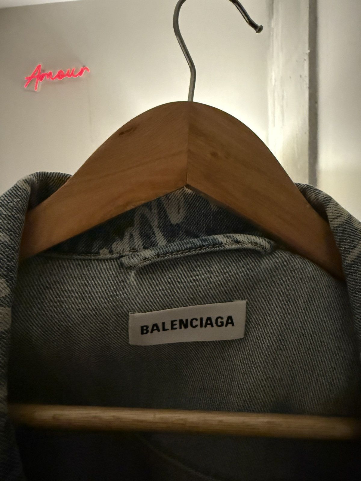 Balenciaga Balenciaga Bell-Sleeve Denim Jacket In Logo Print Size S / US 4 / IT 40 - 7 Thumbnail