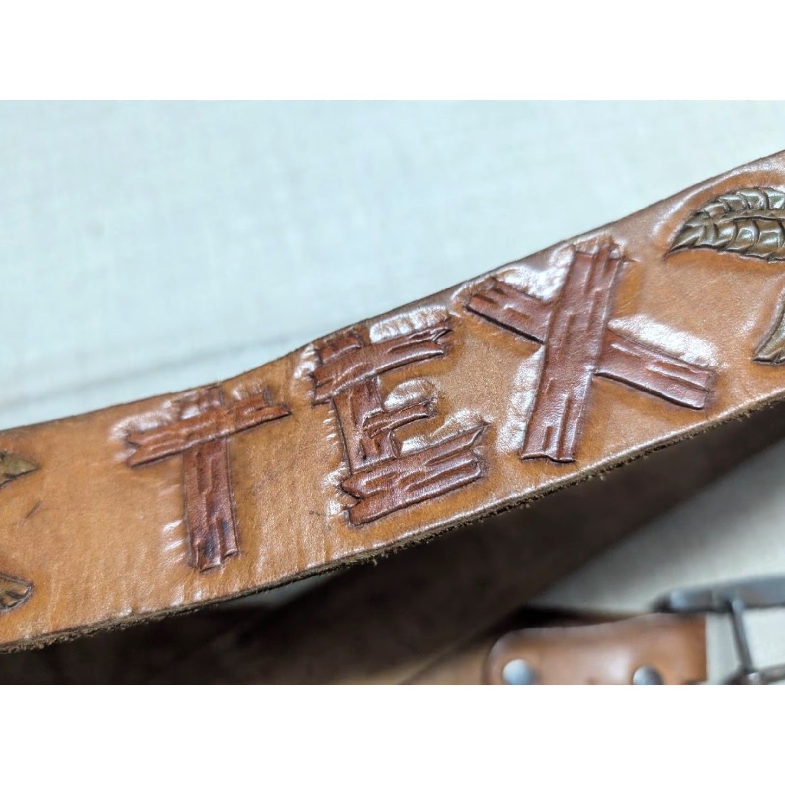 Vintage VINTAGE handcrafted western belt TEX leather 42 Cowhide Texas tooled buckle belt Mens Size 42 - 4 Thumbnail