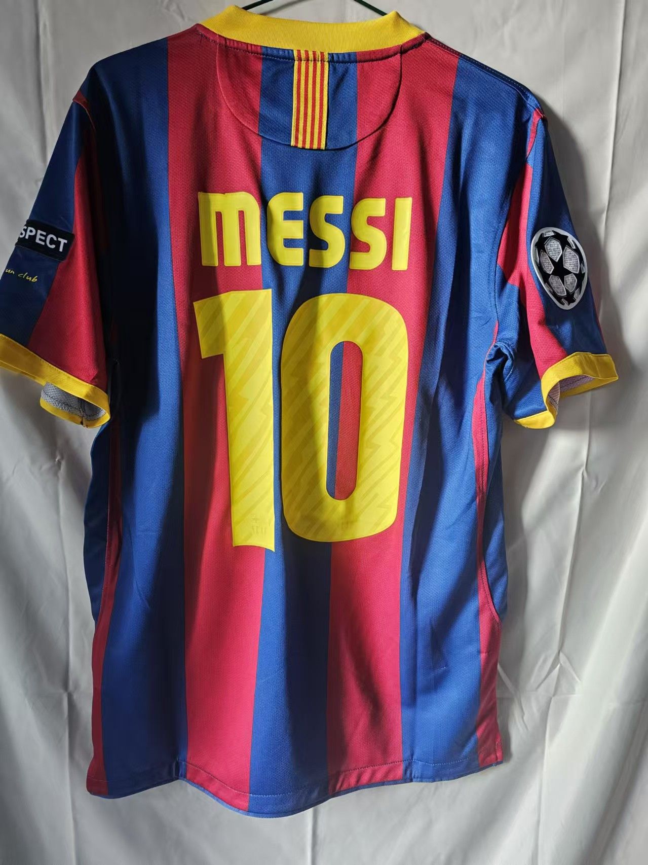 Other 2010 2011 Barcelona #10 Messi Jersey Home Size US XL / EU 56 / 4 - 1 Thumbnail