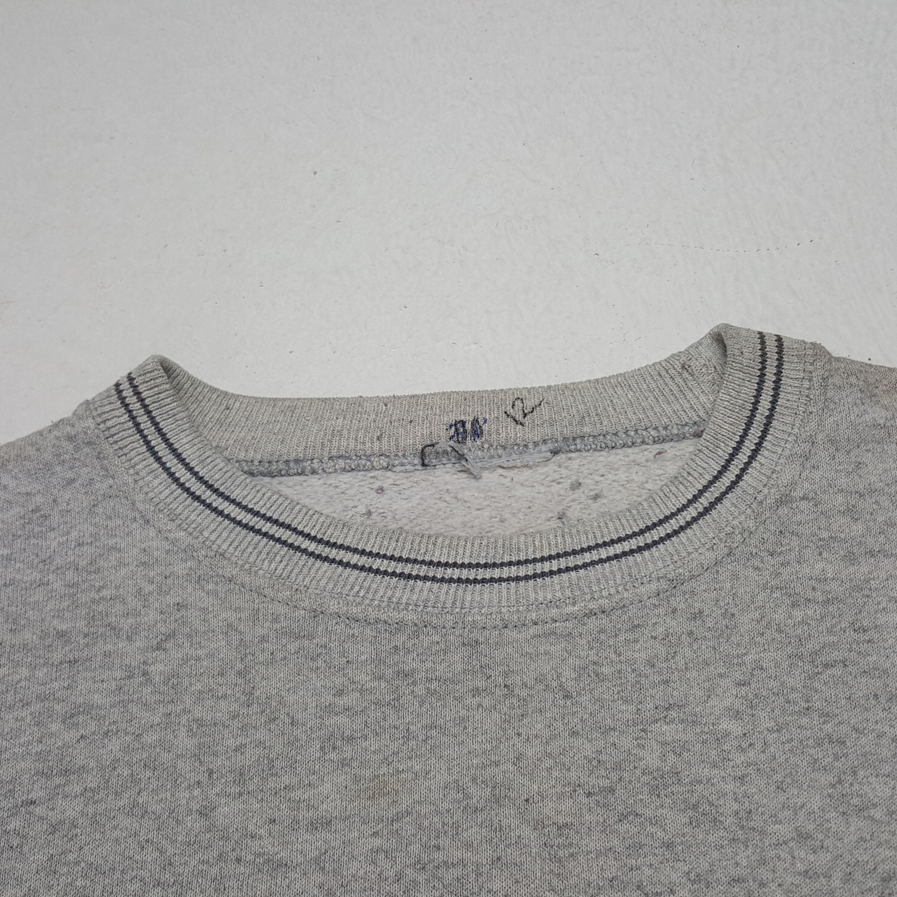 Disney × Mickey Mouse × Vintage Vintage Mickey Mouse American Cartoon Sweatshirt Size US XL / EU 56 / 4 - 4 Thumbnail