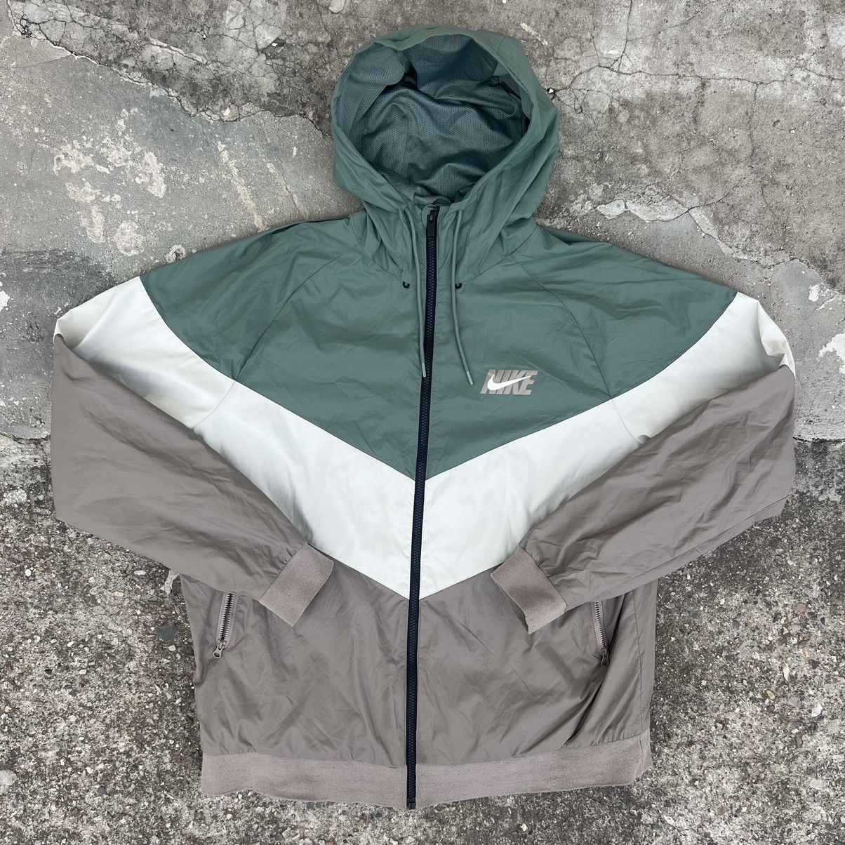 00s NIKE 3D pocket tech design nylon jacket【仙台店】 | What