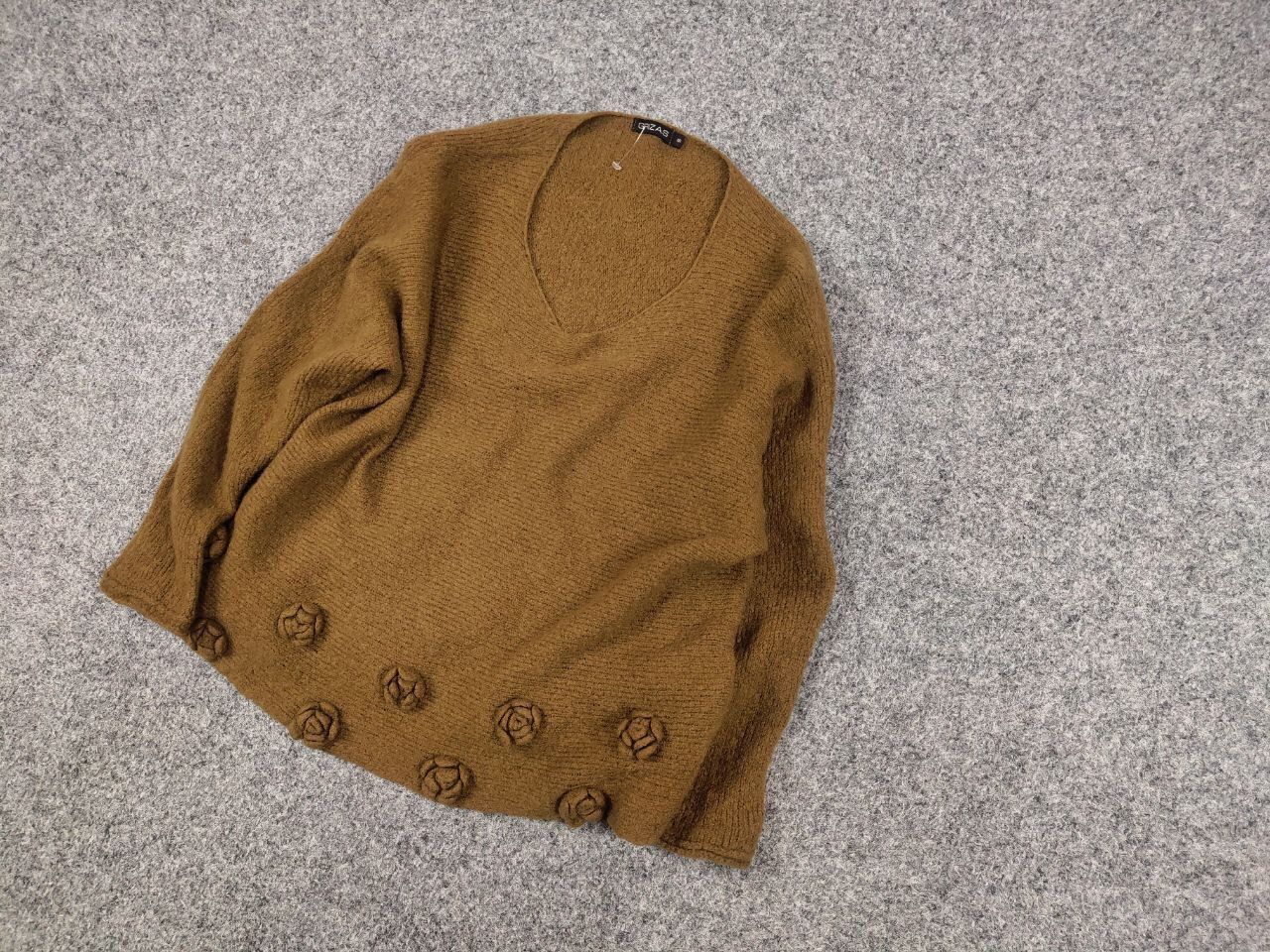 Other Grizas Design Light Wool Blend Fowers yellow tint Sweater Size XS / US 0-2 / IT 36-38 - 4 Thumbnail