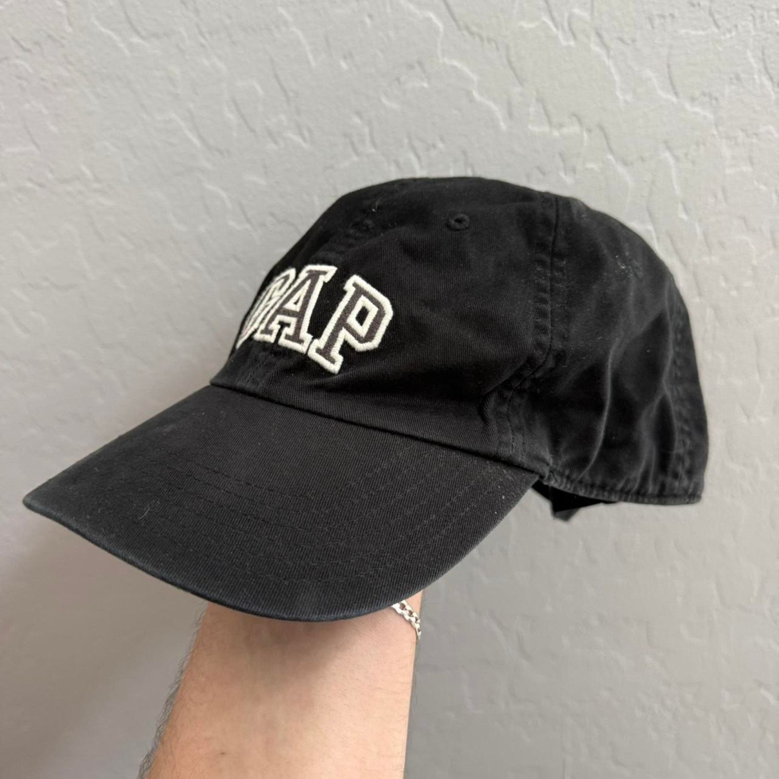 Gap Vintage Gap Buckle Back Hat In Black and Grey Size ONE SIZE - 3 Thumbnail