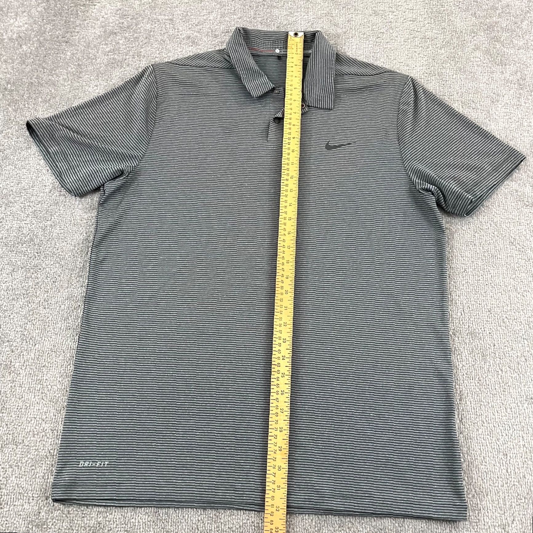 Nike Nike Tiger Woods Polo Shirt Mens Large Gray Striped Snap Collar Golf Stretch S/S Size US L / EU 52-54 / 3 - 5 Thumbnail