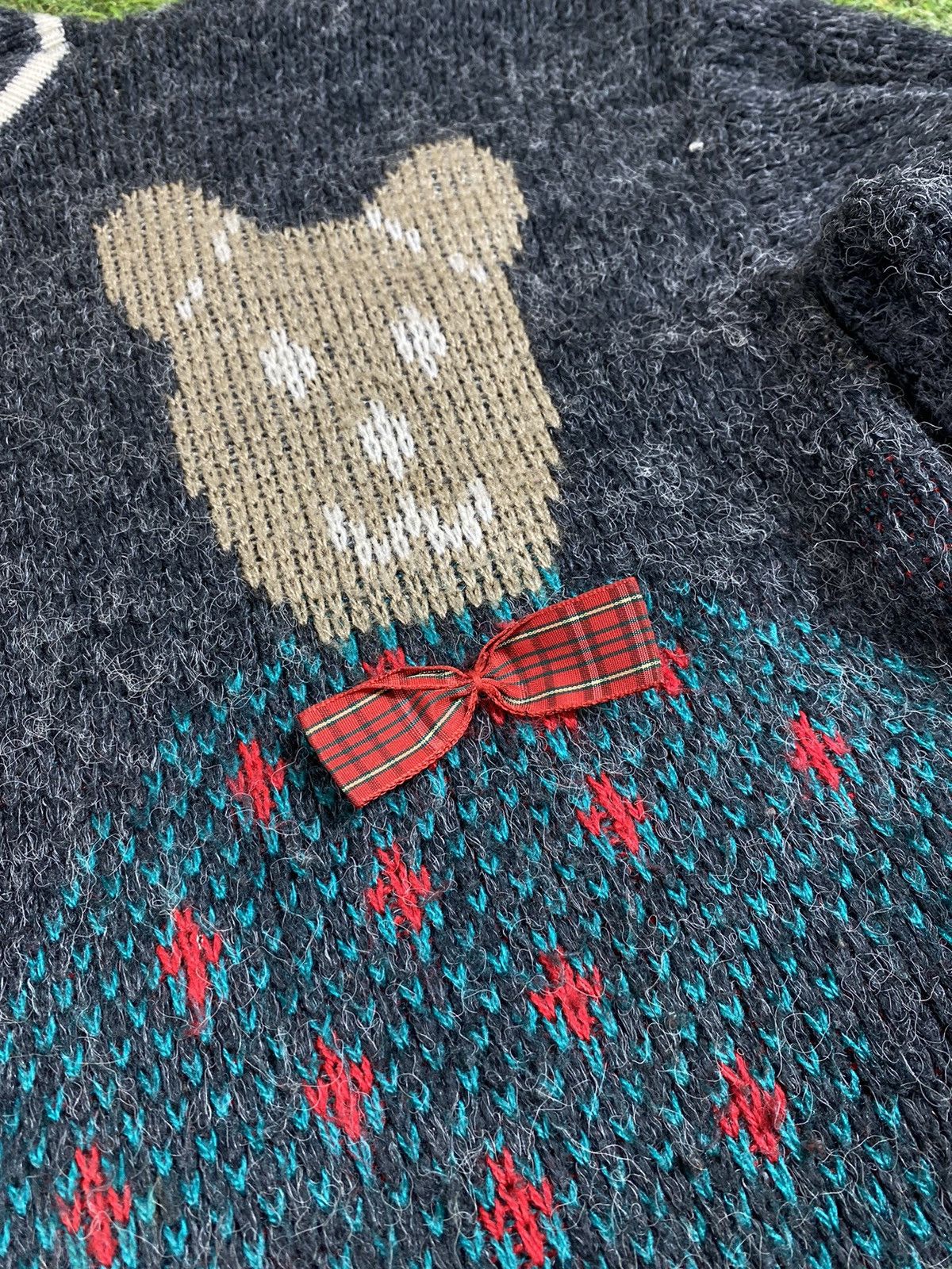 Japanese Brand Vintage 90s Christmas teddy bear sweater big logo Size L / US 10 / IT 46 - 5 Thumbnail