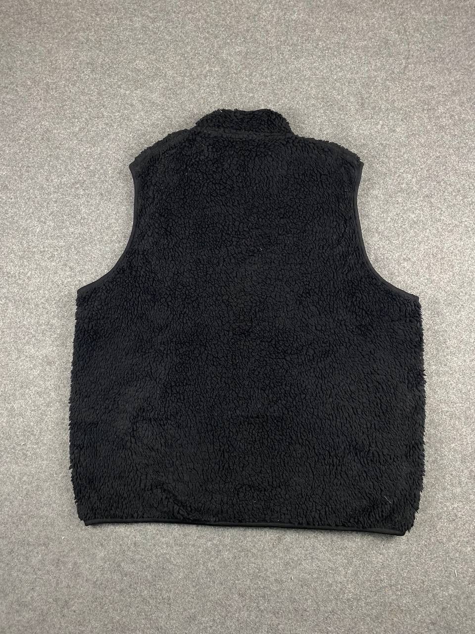 Japanese Brand uniqlo japanese brand fleece vest nice design Size US XL / EU 56 / 4 - 8 Thumbnail