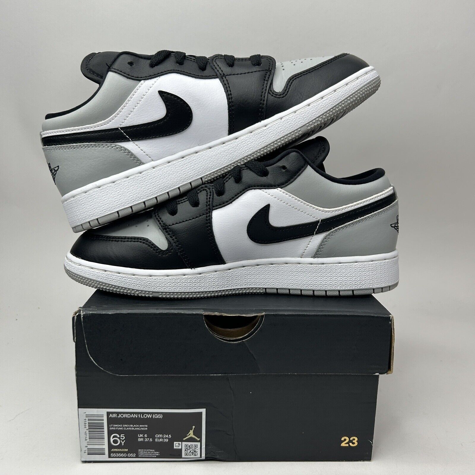 Nike Nike Air Jordan 1 Low Retro GS “Shadow Toe/Light Smoke Grey” Size US 8 / IT 38 - 3 Thumbnail