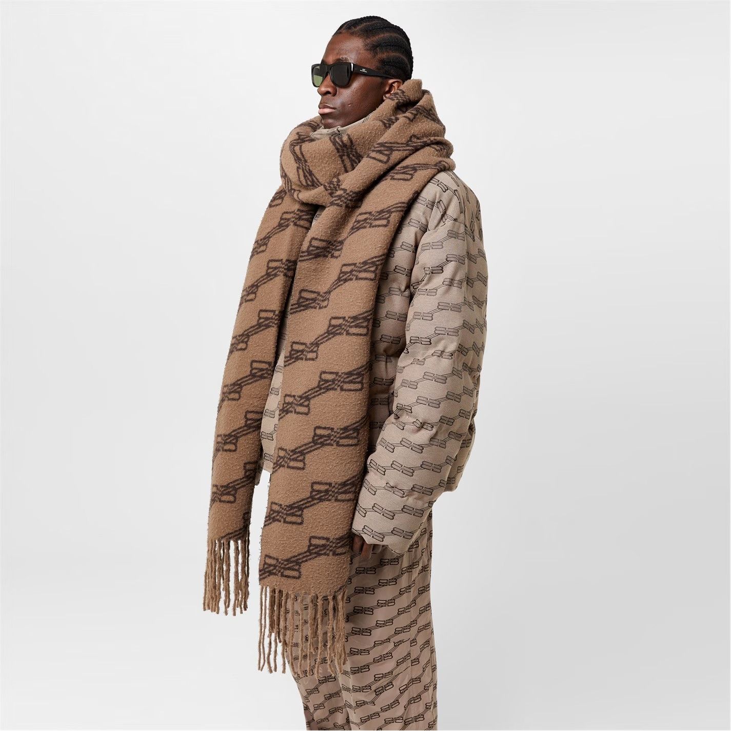 Balenciaga Balenciaga Scarf All Over BB Logo Blanket Unisex 60 x 360 cm Size ONE SIZE - 8 Thumbnail