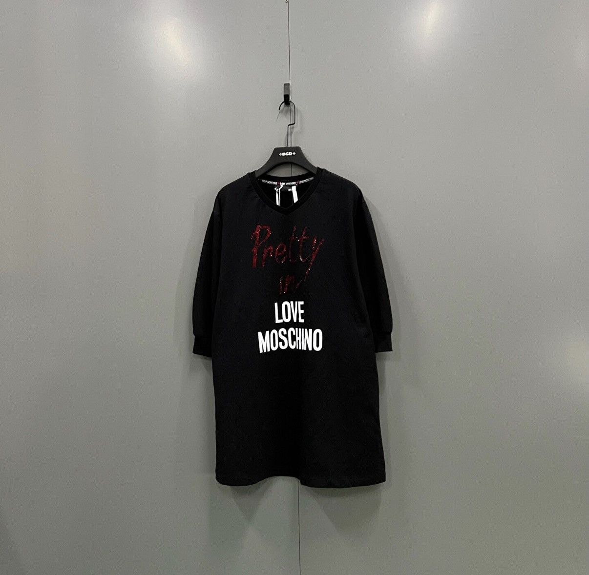Moschino Moschino Rhinestone Logo Sweatshirt Dress J41 Size M / US 6-8 / IT 42-44 - 1 Thumbnail