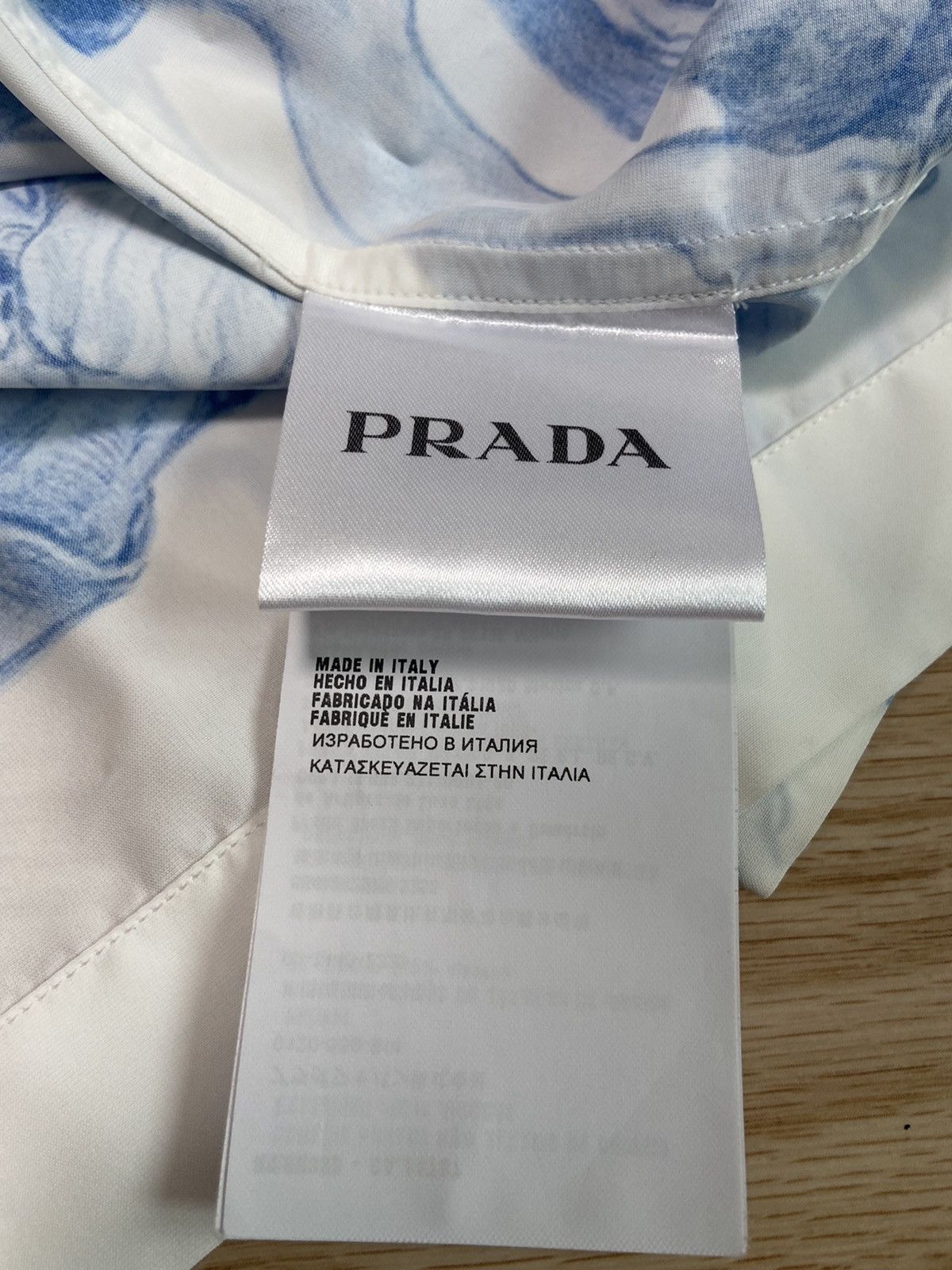 Prada S PRADA FW16 Christophe chemin Important ones viscose Shirt Size US S / EU 44-46 / 1 - 9 Thumbnail