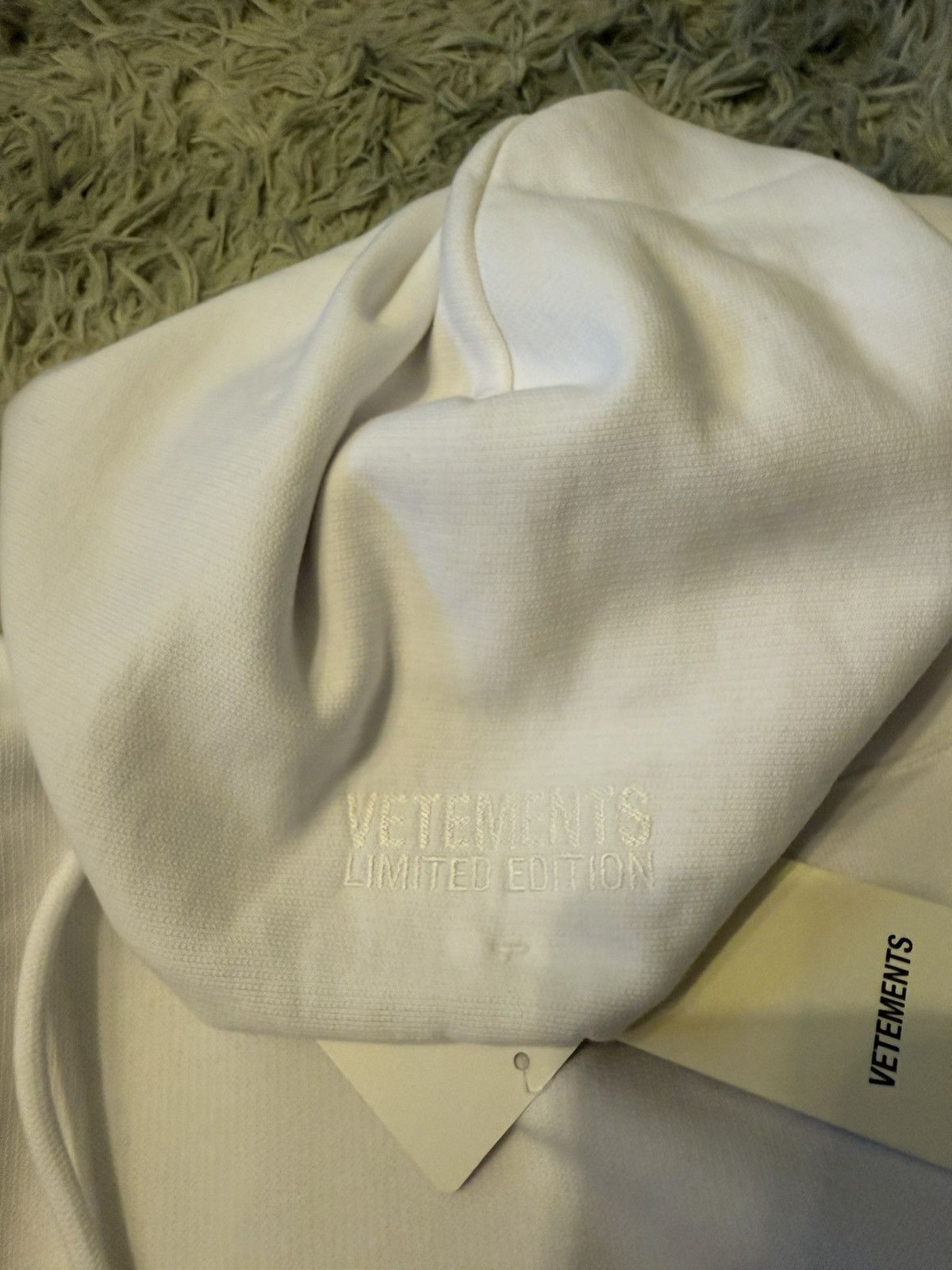 Vetements SS22 printed hoodie Size US M / EU 48-50 / 2 - 6 Thumbnail