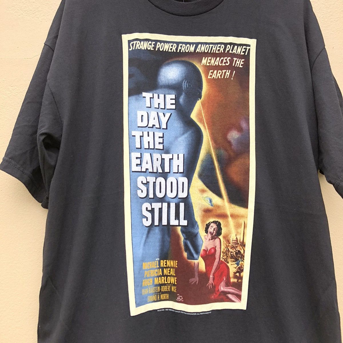 Vintage Vintage The day the earth stood still 90s movietee Size US XL / EU 56 / 4 - 2 Thumbnail