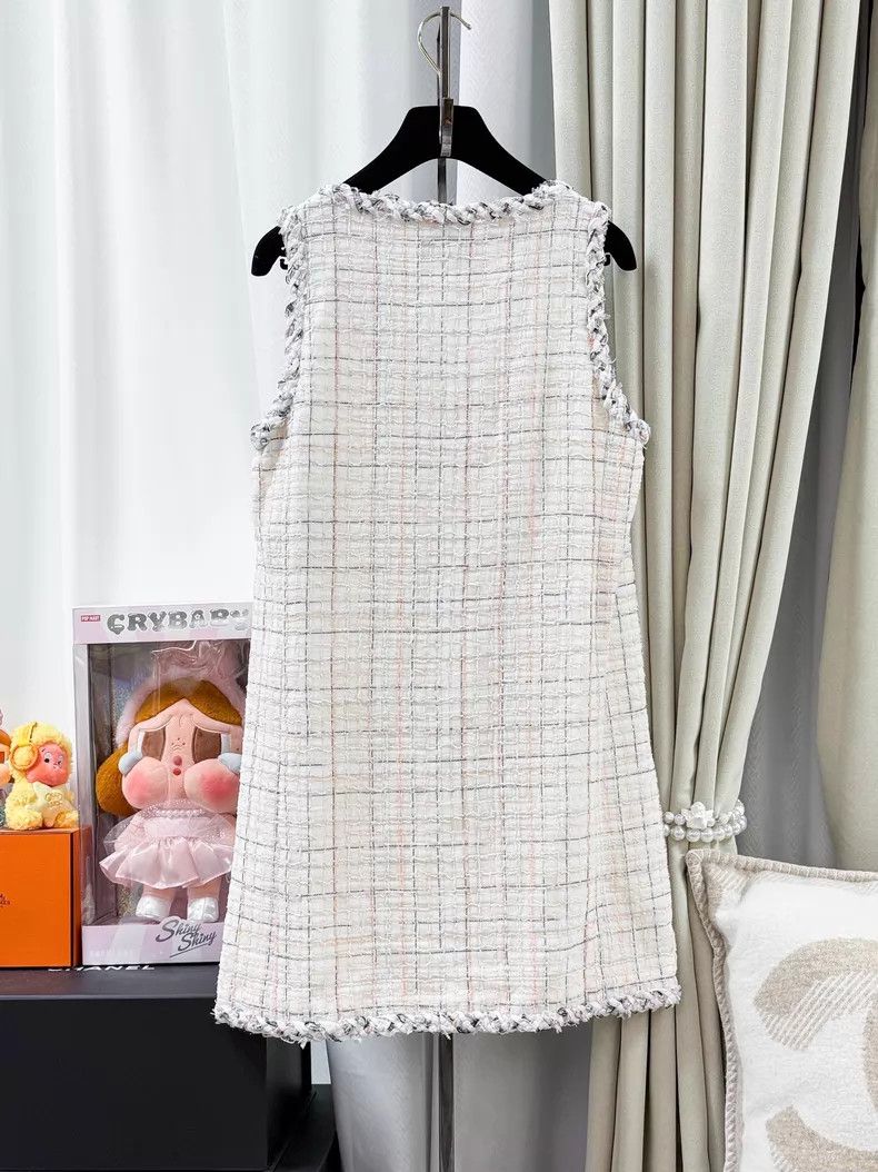 Chanel Chanel Checked tassel rolled edge tweed diamond buckle sle Size XS / US 0-2 / IT 36-38 - 3 Thumbnail