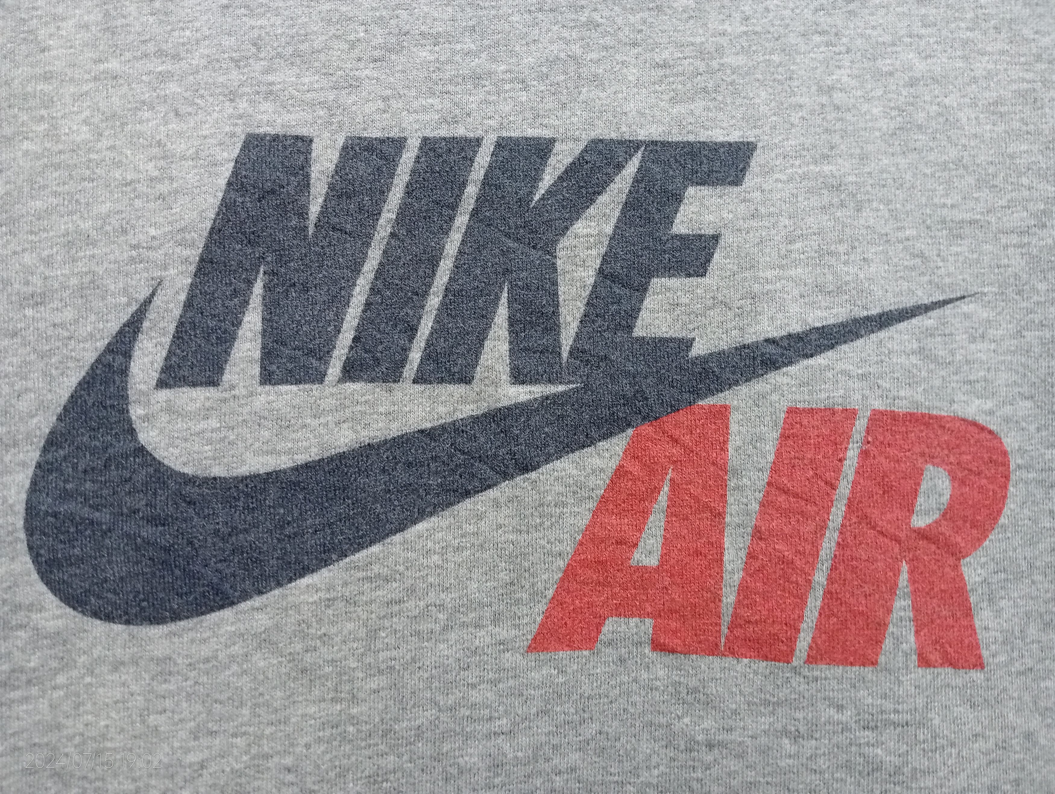 Nike Vintage Y2K Nike Air Long Sleeve Tshirt Size US L / EU 52-54 / 3 - 5 Thumbnail
