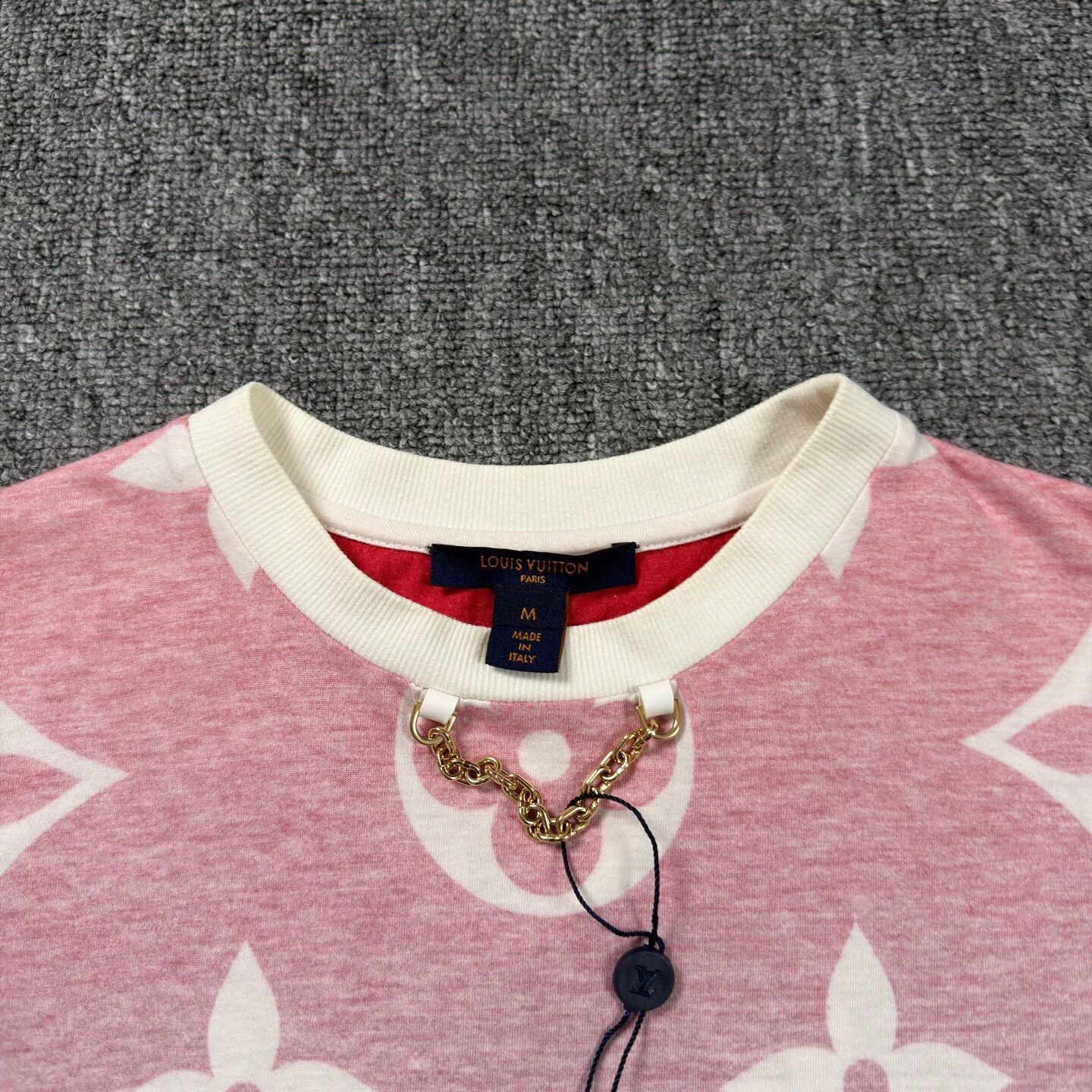 Louis Vuitton LV blue-pink gradient allover print chain short-sleeve M Size M / US 6-8 / IT 42-44 - 3 Thumbnail