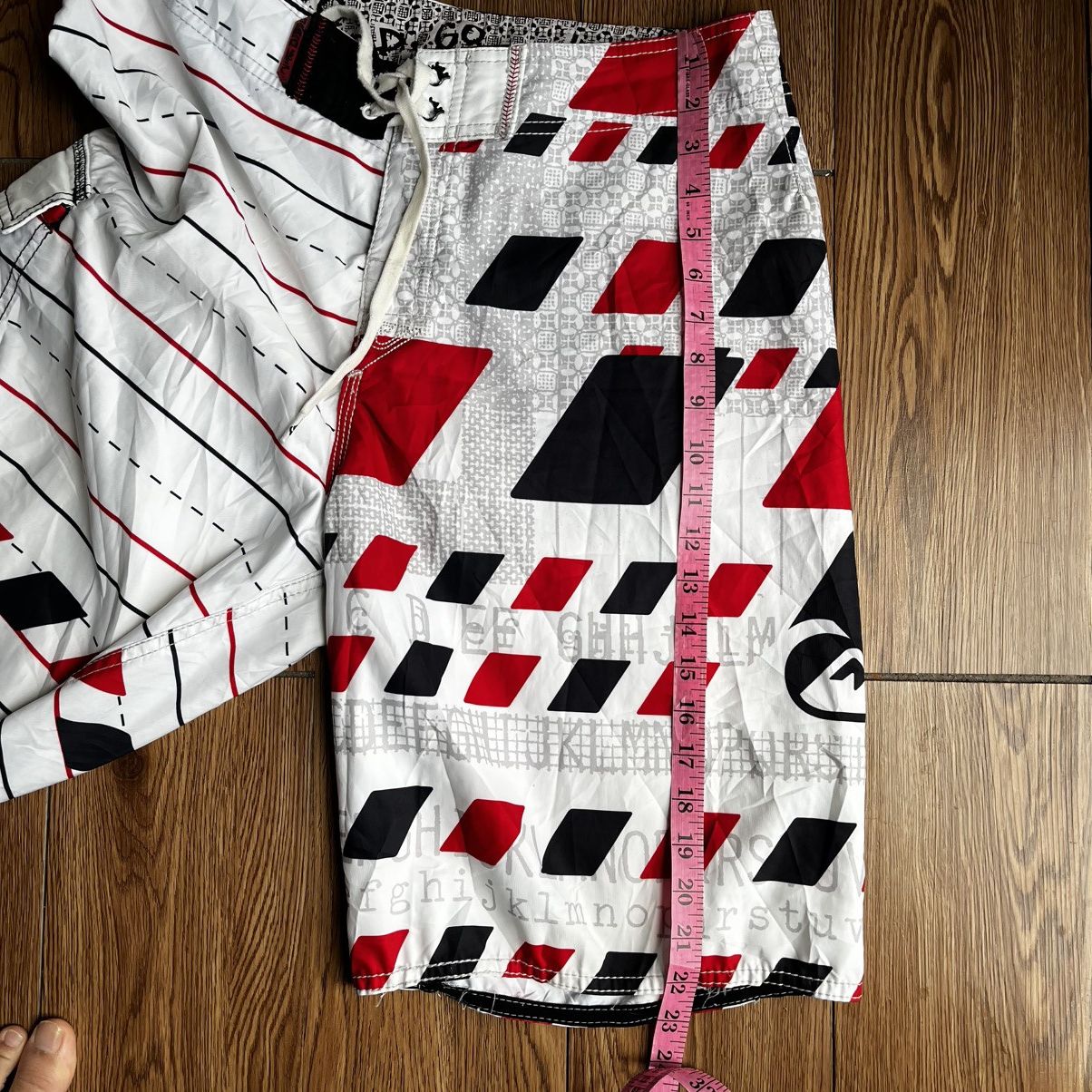 Quicksilver Quicksilver Dane Reynolds Board Shorts Swim Trunks Size US 32 / EU 48 - 9 Thumbnail