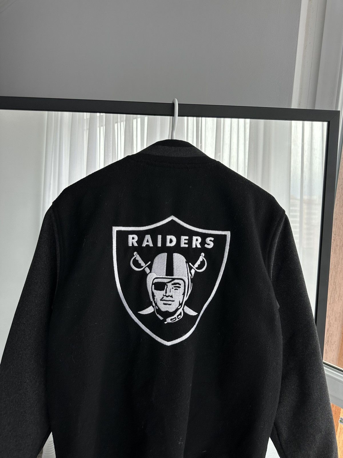 NFL × Vintage Vintage Oakland Raiders NFL Varsity Bomber Jacket Size US S / EU 44-46 / 1 - 8 Thumbnail