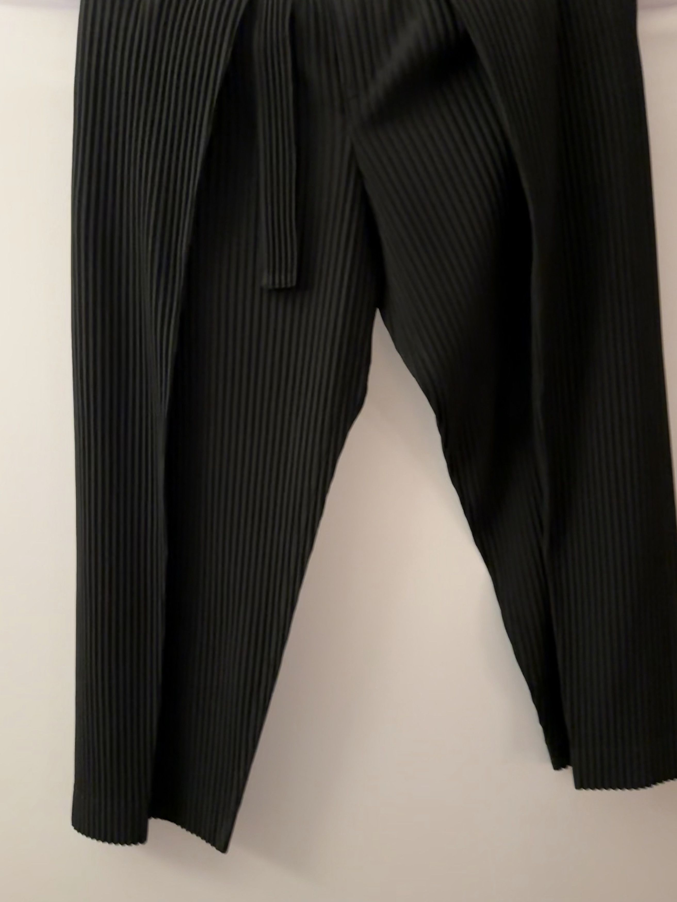 Issey Miyake HOMME PLISSÉ ISSEY MIYAKE Belted Tailored Pleated Trousers Size US 31 - 2 Thumbnail