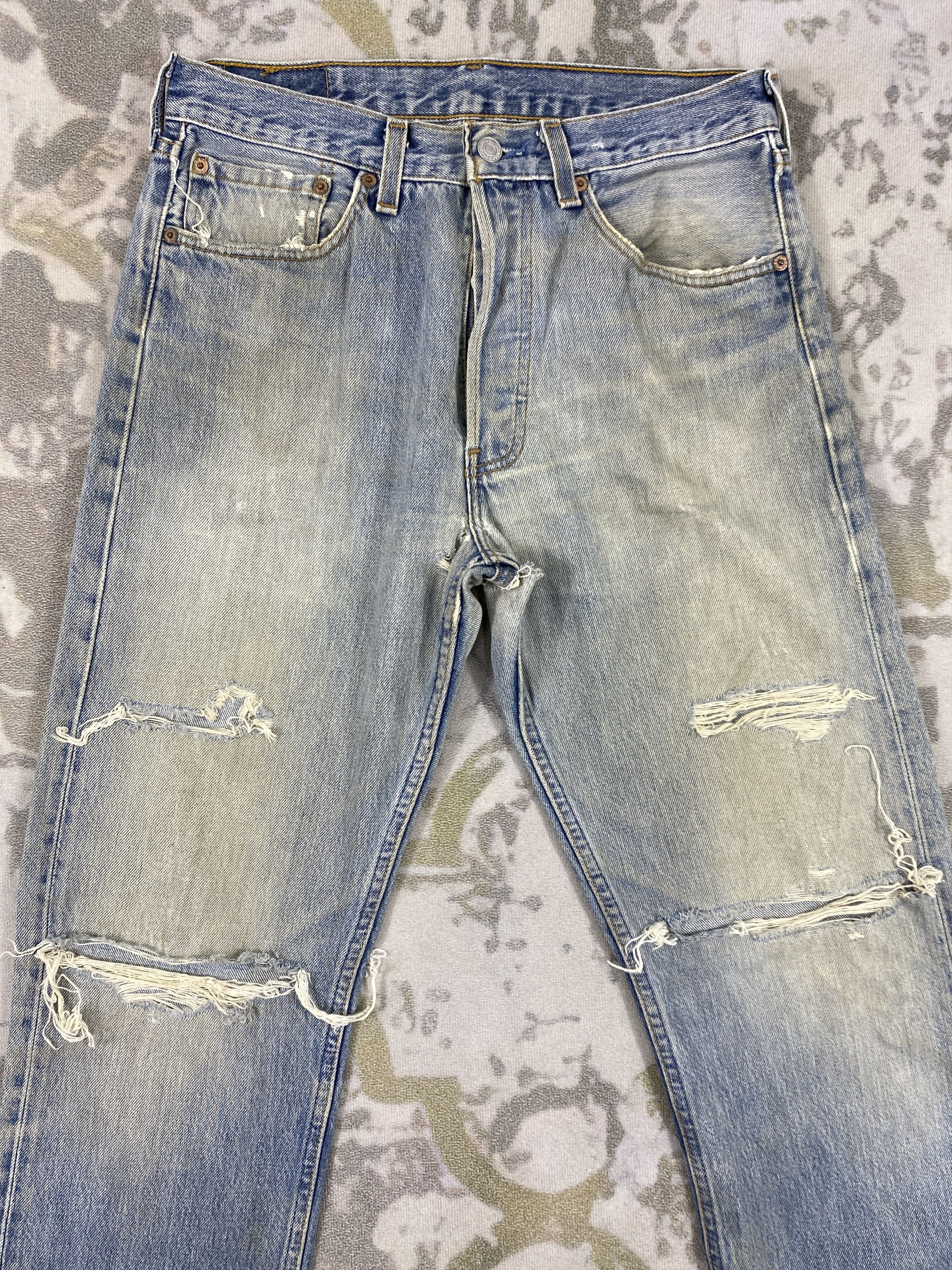 Levi's Distressed Blue Vintage 501 Levi's Jeans 31x33 Denim JN3457 Size US 31 - 3 Thumbnail
