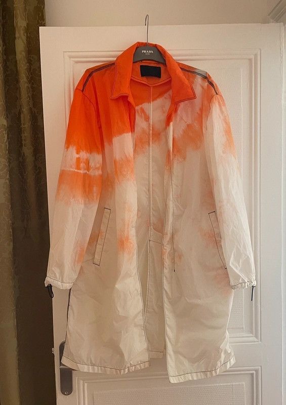 Prada Prada Coat Jacket Nylon Rain Tie Dye Size M / US 6-8 / IT 42-44 - 1 Thumbnail