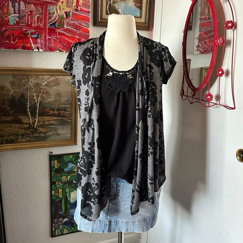 Other notations black gray layered floral shirt Size S / US 4 / IT 40 - 1 Thumbnail