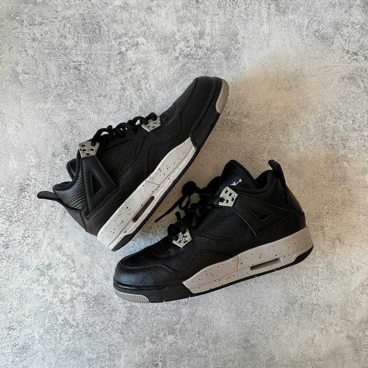 Jordan Brand Nike Air Jordan 4 Retro Oreo Size EU 38.5 408452-003 Size US 6 / IT 36 - 1 Thumbnail
