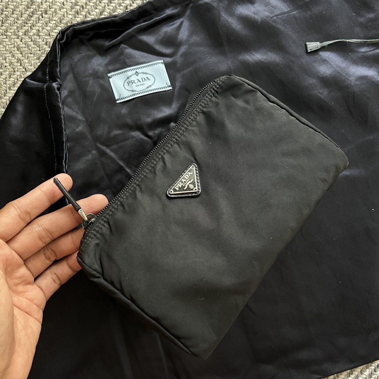 Prada Prada Black Tessuto Nylon Clutch Size ONE SIZE - 2 Thumbnail